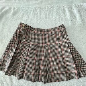 Plaid pleated skirt with adjustable waist,  side zip size 5T